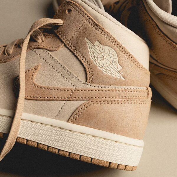 Nike wmns air jordan 1 mid – Image 2