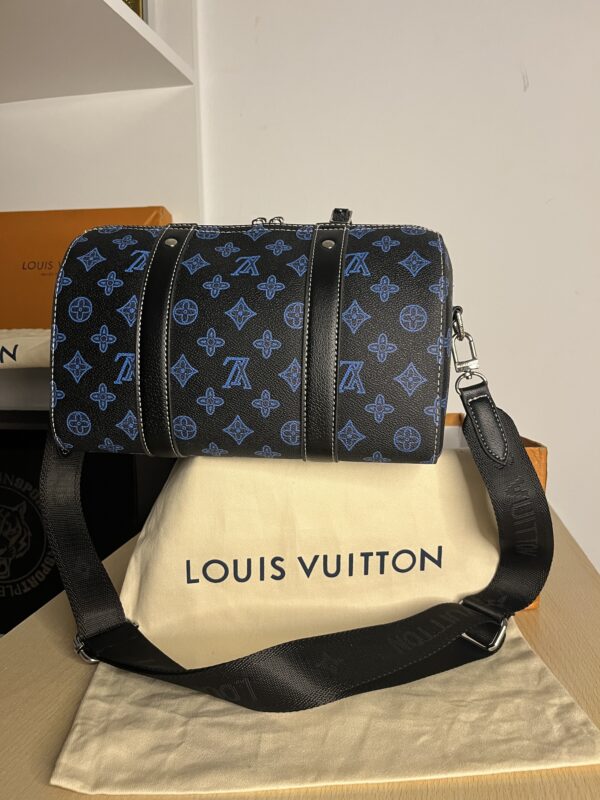 Louis Vuitton city keepall bag – Image 8