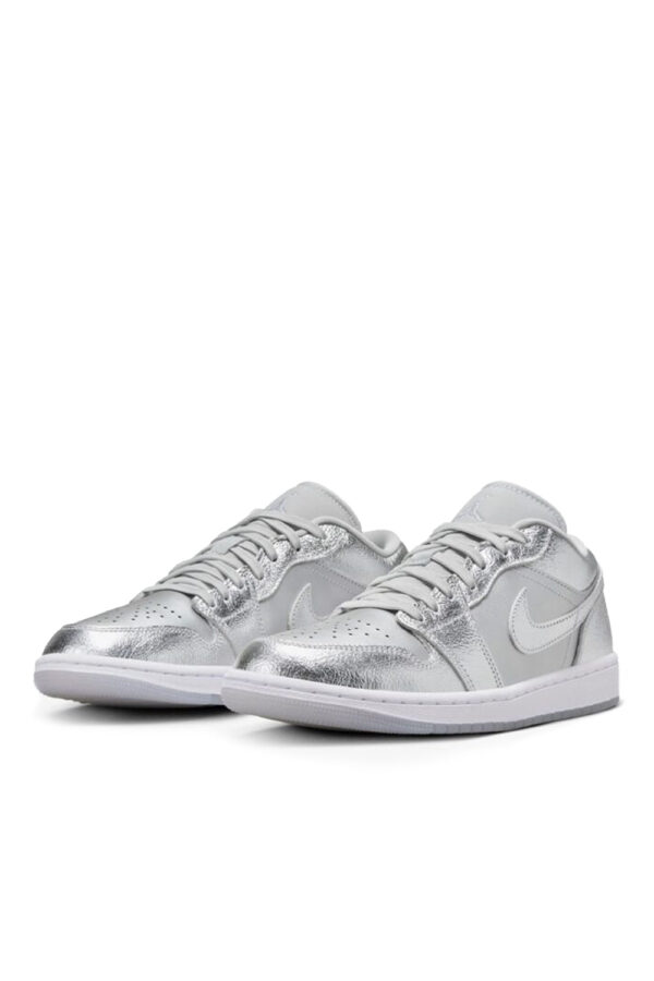 Nike air jordan 1 low metallic silver – Image 3