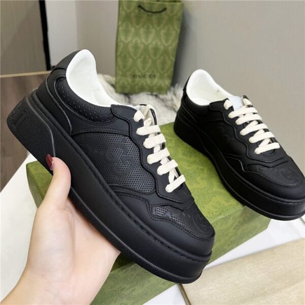 Gucci chunky black