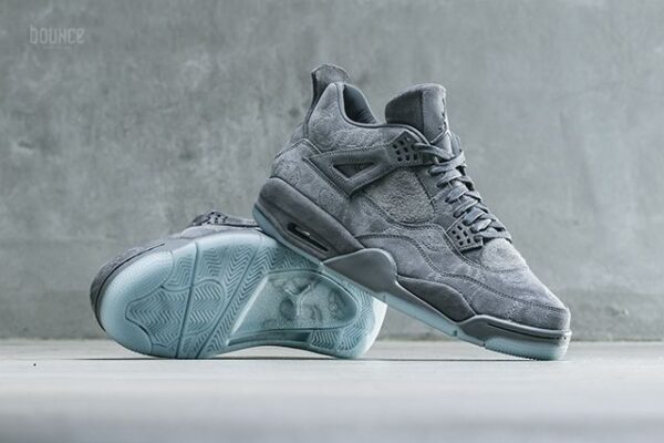 Jordan 4 retro kaws – Image 3