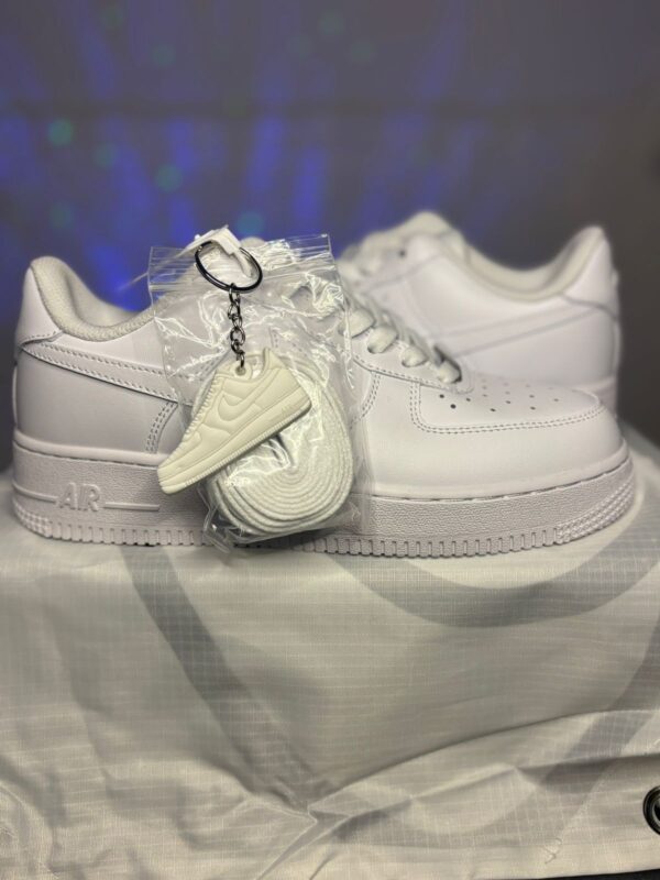 Air force triple white