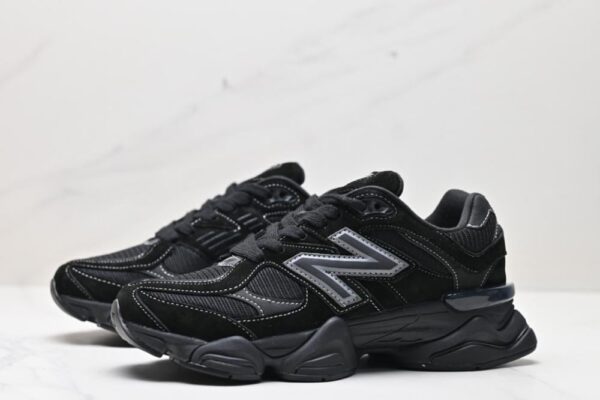 New balance 9060 triple black – Image 7